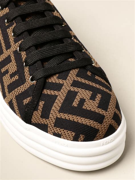 scarpe fendi come calzano